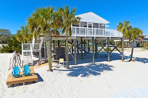 Paradise Point! Direct Beachfront Florida Oasis!