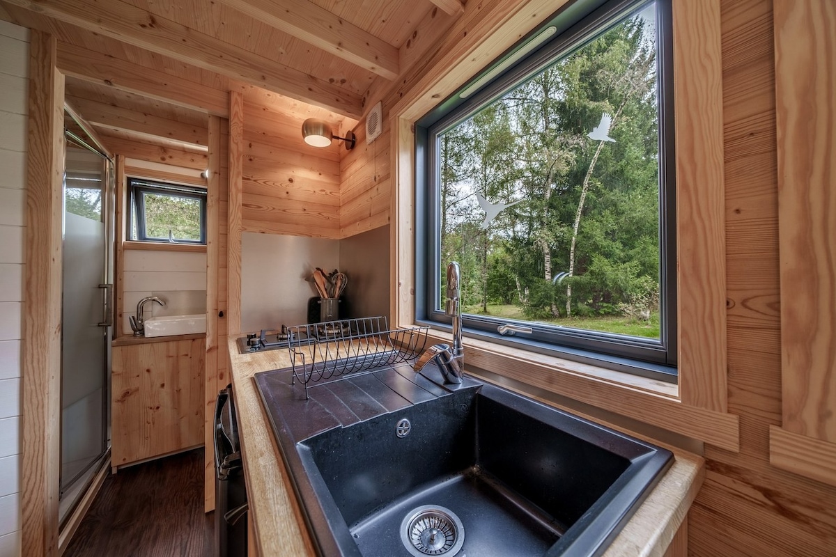 Annonce Airbnb populaire: Comfortable Tiny House in the countryside à Puy De Dôme