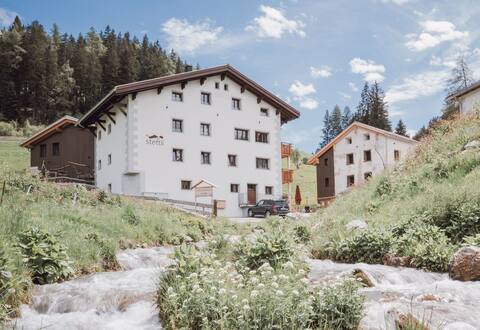 stettli resort | Haus «tgiesa solaria» bis 30 Pers