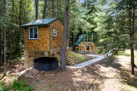 Eagle's Nest A-frame: Riverfront: +/-Treehouse!