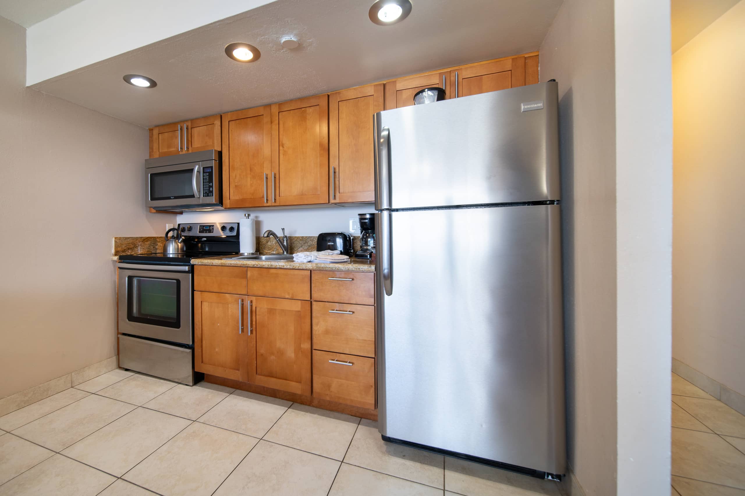 Royal Kahana Maui Ocean View Studio - Photo 4