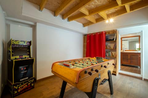 The banks of Fichemore