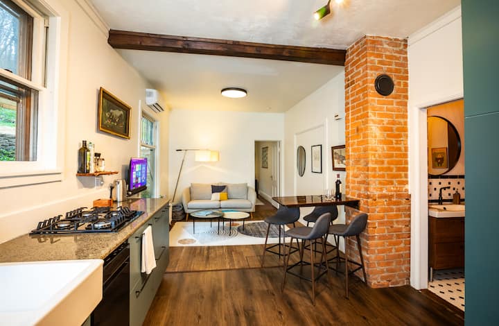 Dog Friendly | Heart Of Ithaca | Cute & Cozy - Ithaca, NY