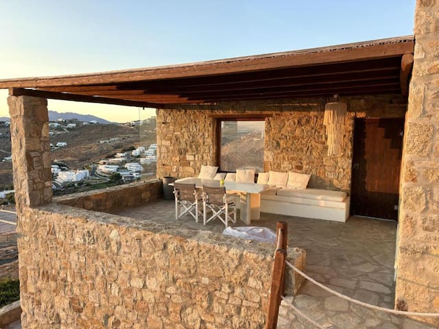 WHITE ROCK MYKONOS managed Airbnb listing 2