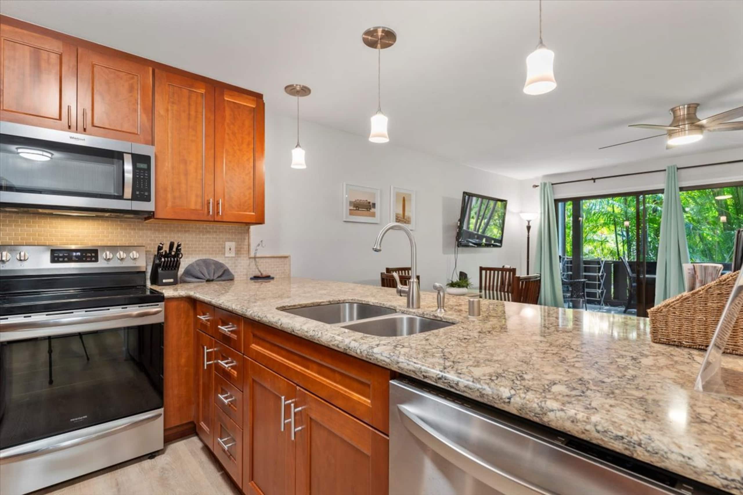 Condo in Kihei · ★4.96 · 1 bedroom · 2 beds · 1 bath - Image 15