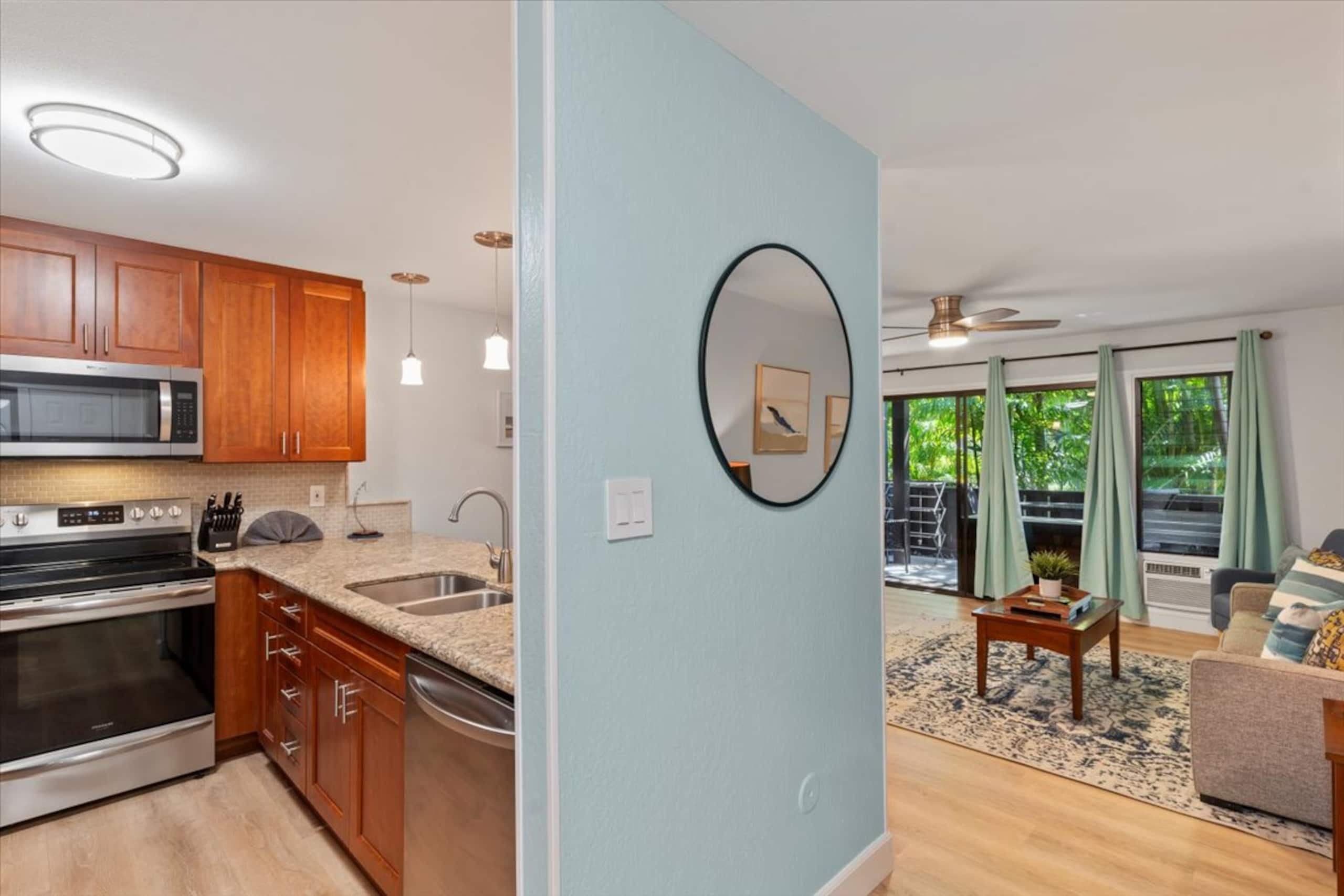 Condo in Kihei · ★4.96 · 1 bedroom · 2 beds · 1 bath - Image 9