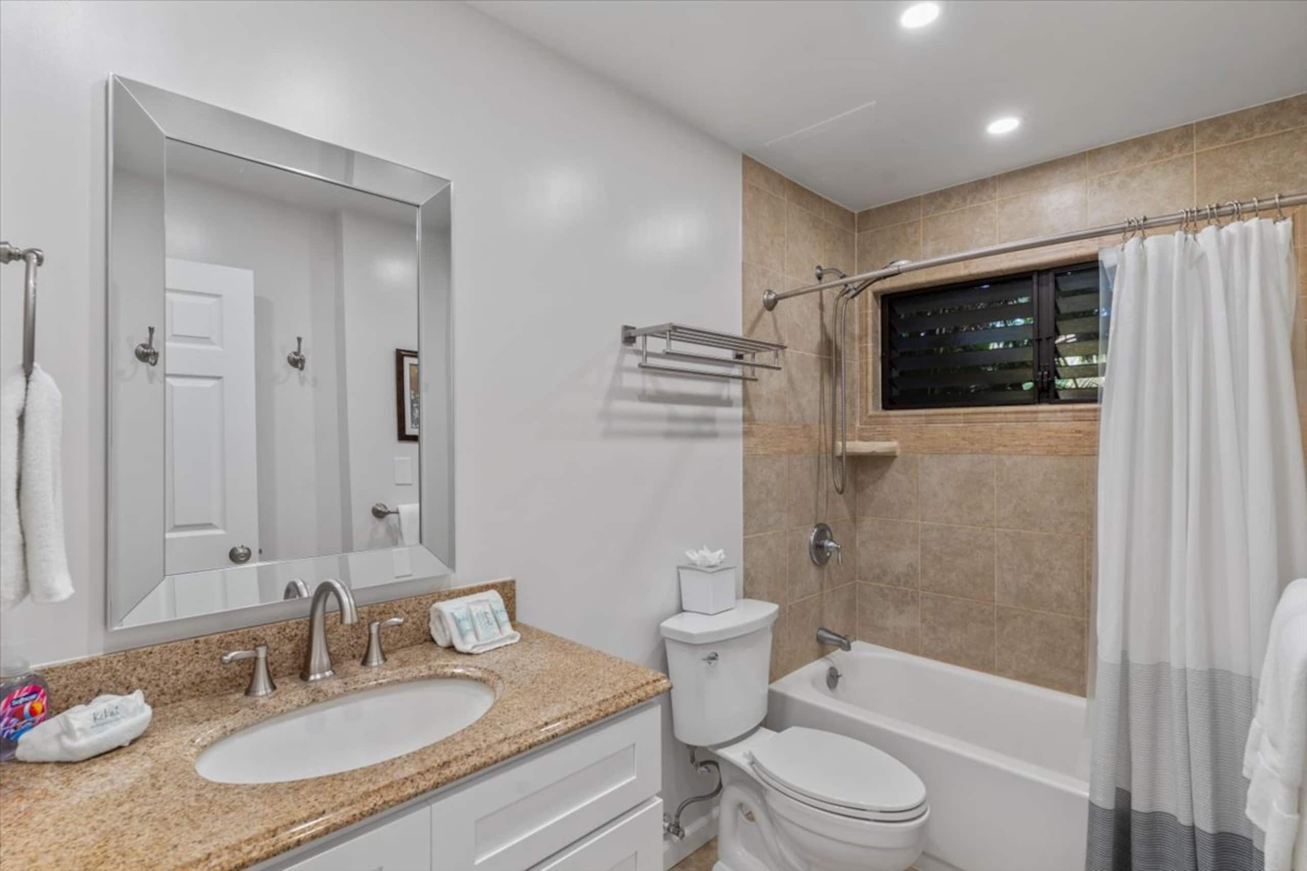 Condo in Kihei · ★4.96 · 1 bedroom · 2 beds · 1 bath - Image 31