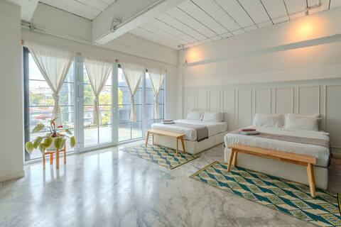 Loft Bangkok Old Town Apartment 202B Family/Friend