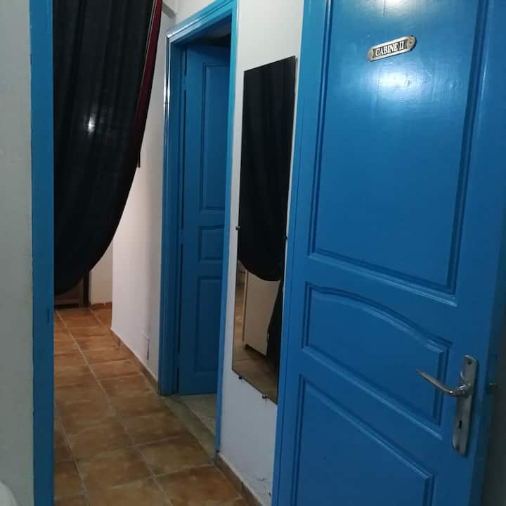 غرفة نوم الممر 2 و 3 والحمام