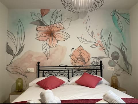 La Antigua Cuadra vintage stone house with river