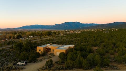 Adobe Villa with 360º Views