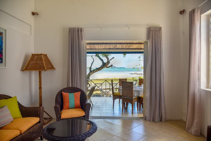 Quaint 3 Bdr Beach Bungalow In A Fishing Village - Mauritius