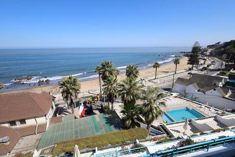 *Large terrace on the front line, Playa Amarilla*