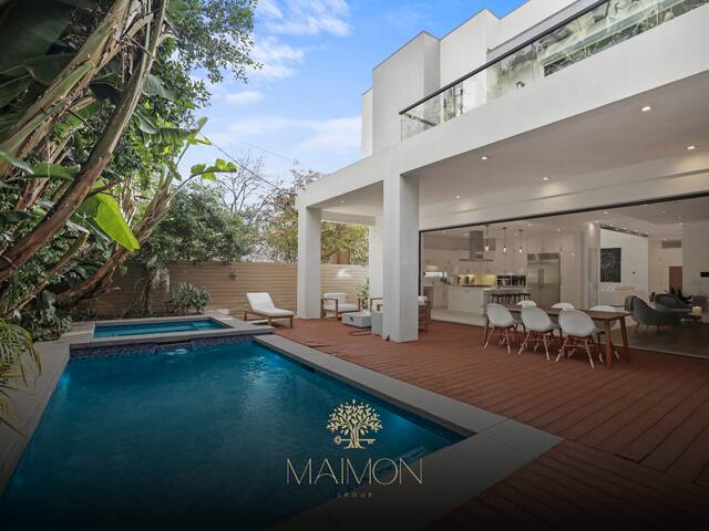 Stunning 4BR Modern Villa with Pool & Spa