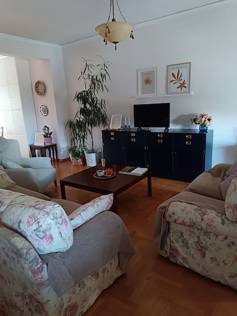 Top Airbnb: Tatiana's cozy home. in Δήμος Δράμας