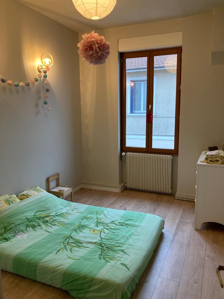 საძინებელი 1