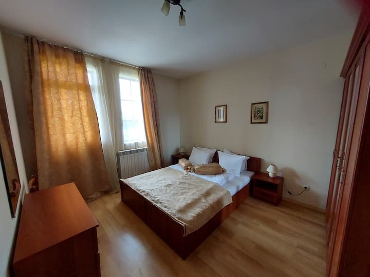 غرفة النوم 1