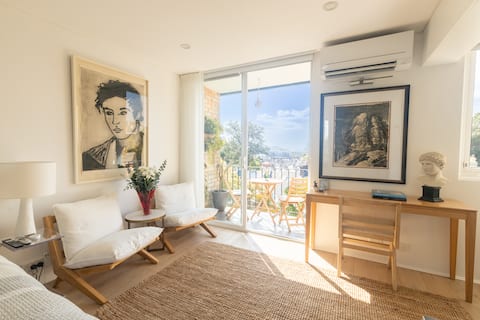 Popular Airbnb listing: Stylish Paddington Oasis. in Paddington