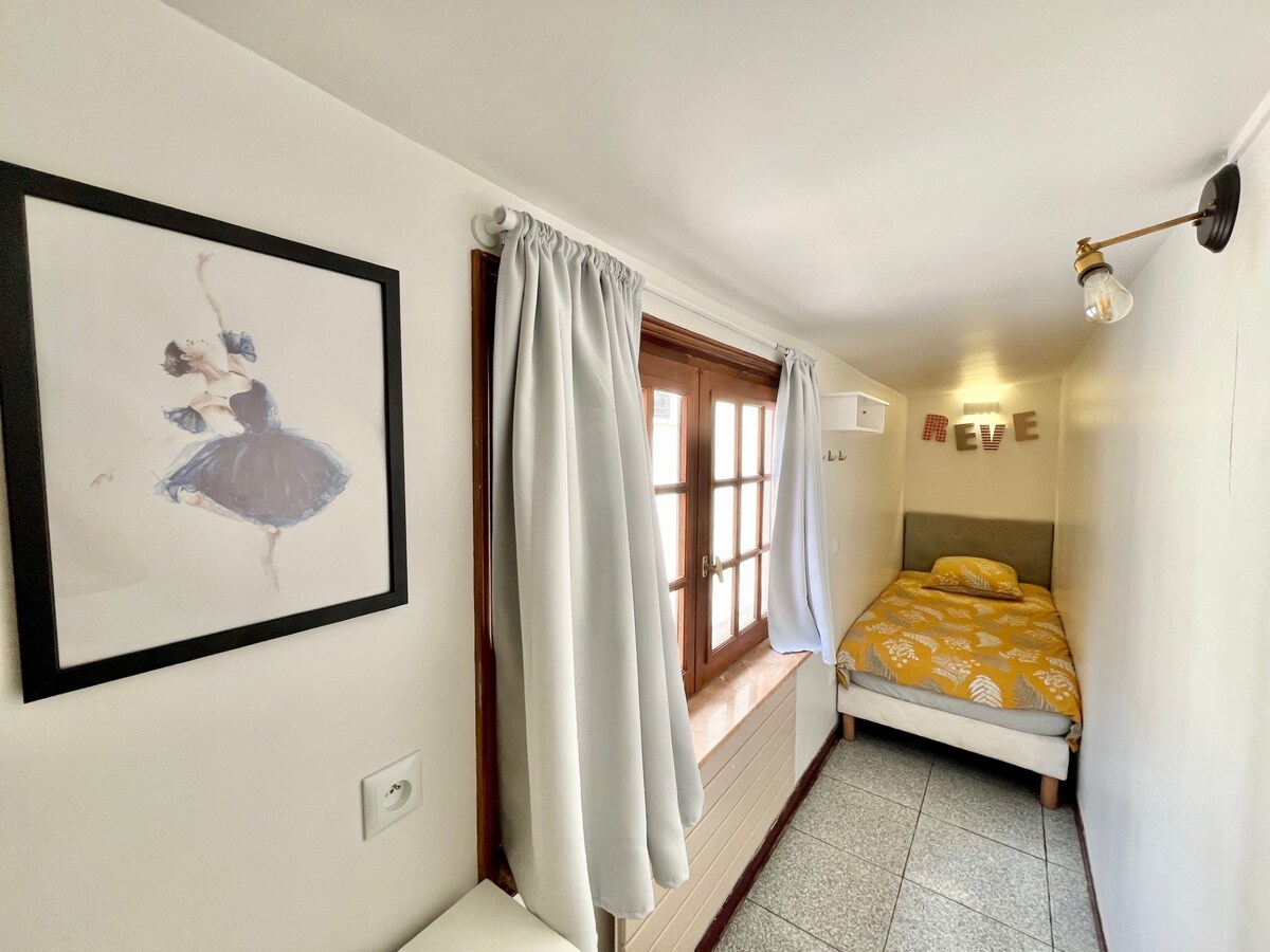 غرفة النوم 2