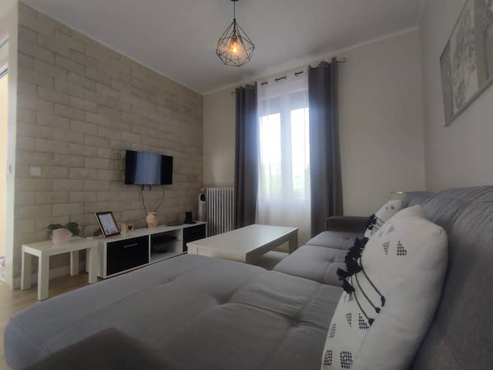 Appartement 2 Pièces Dans Maison - Fontenay-aux-Roses