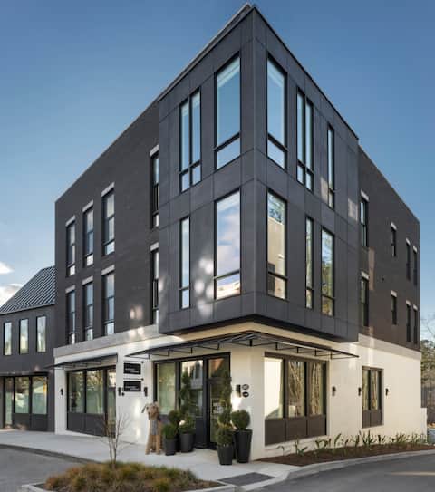 Maison de Sharp | Heart of Serenbe | 2 BR 2 Bath