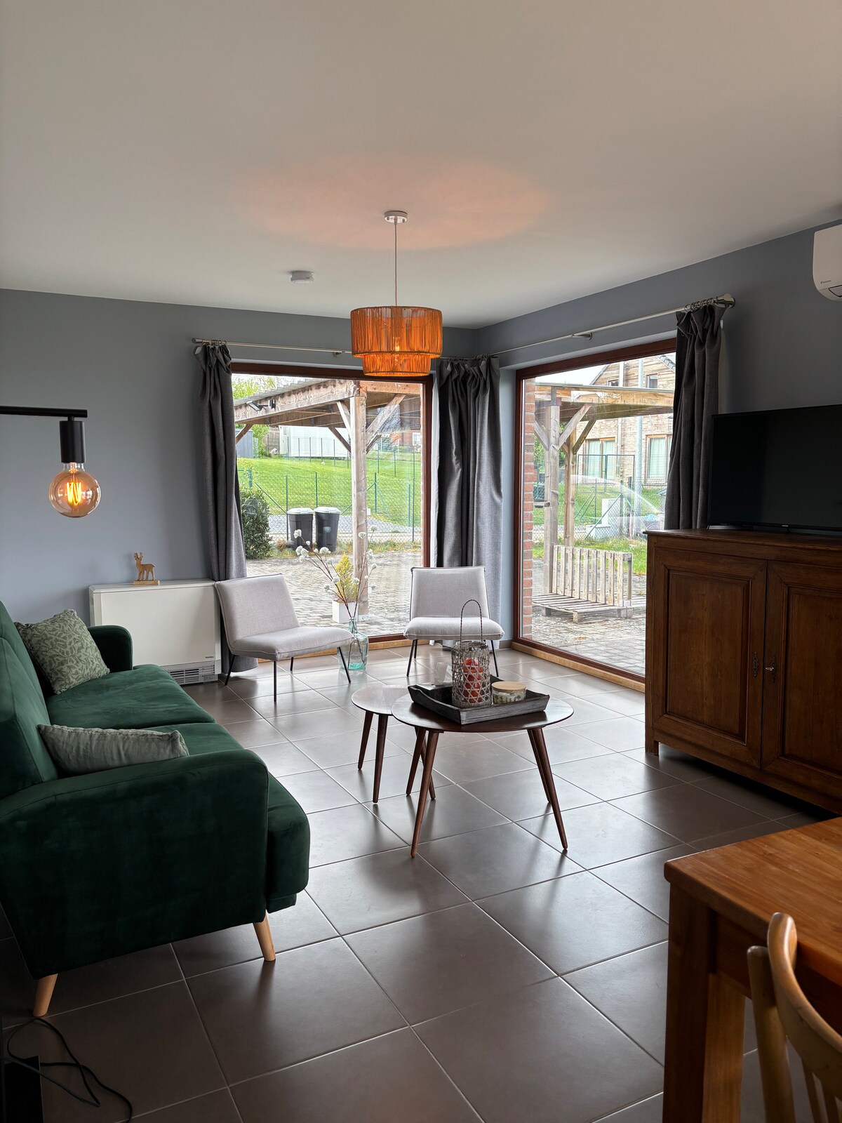 Popular Airbnb listing: Cozy home with garden in Somme Leuze