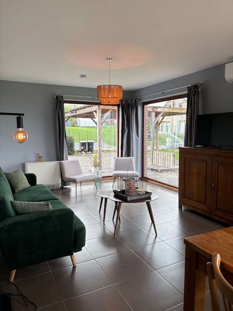 Popular Airbnb listing: Cozy home with garden in Somme Leuze