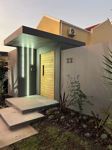 Family Escape | 5 min to beach | Hot Tub gallery image 2