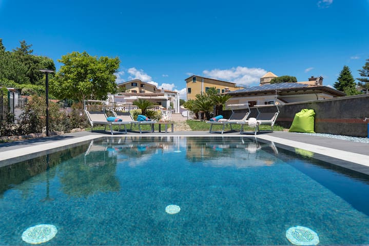 Vacation Rental Sorrento managed Airbnb listing 2