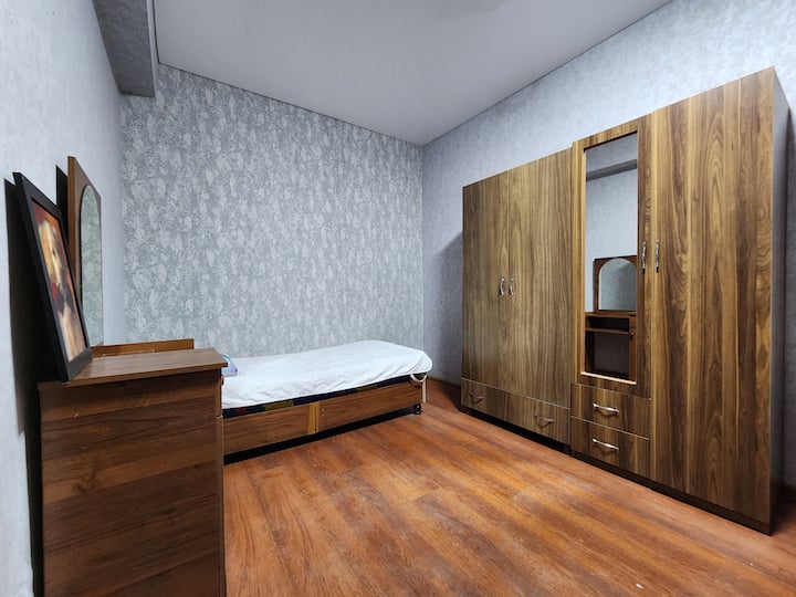 საძინებელი 1