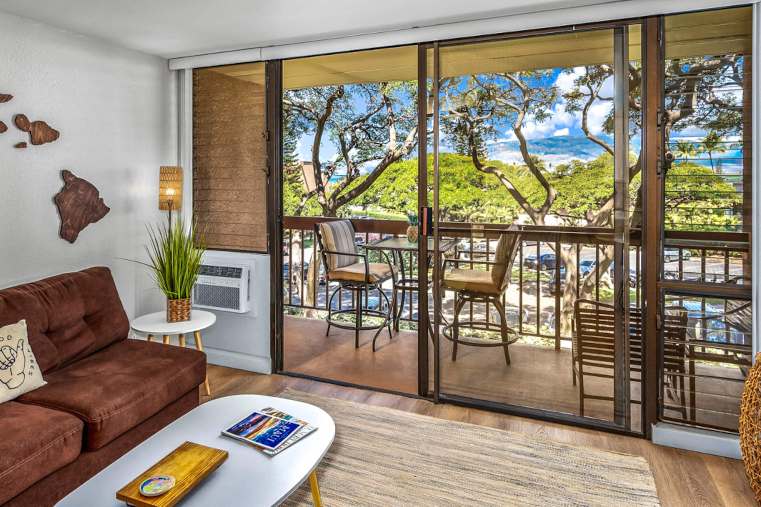 Condo in Kihei · ★4.95 · 1 bedroom · 2 beds · 1 private bath - Image 5