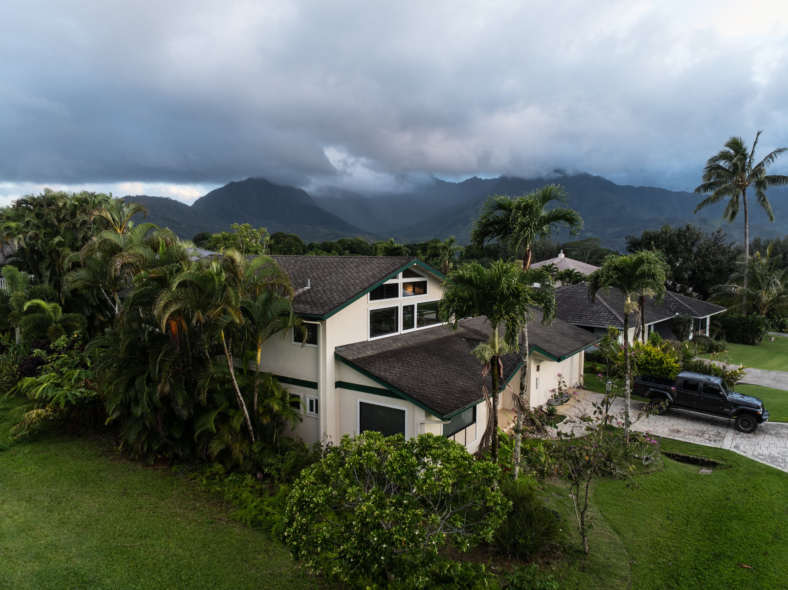 Home in Princeville · ★4.86 · 3 bedrooms · 4 beds · 2.5 baths - Image 87
