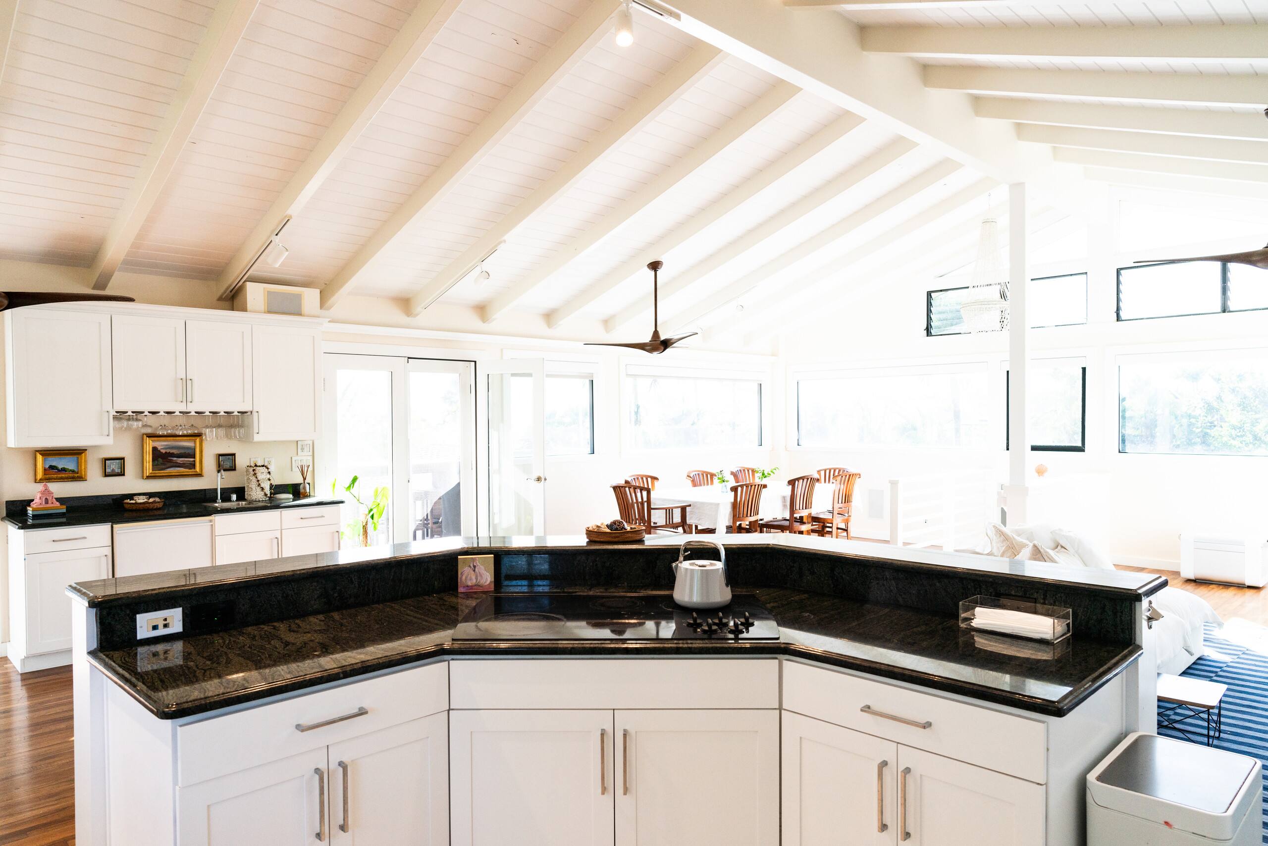 Home in Princeville · ★4.86 · 3 bedrooms · 4 beds · 2.5 baths - Image 13