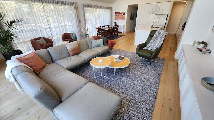 Luxury Coastal Townhouse Mornington - Mount Martha