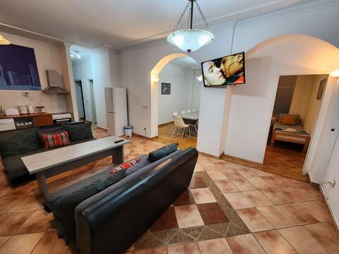 ABC Apartments - 2 apartments for 16 Guests
