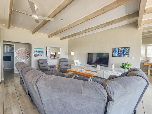 8 on Fleur Park Beach Gordon’s Bay gallery image 3