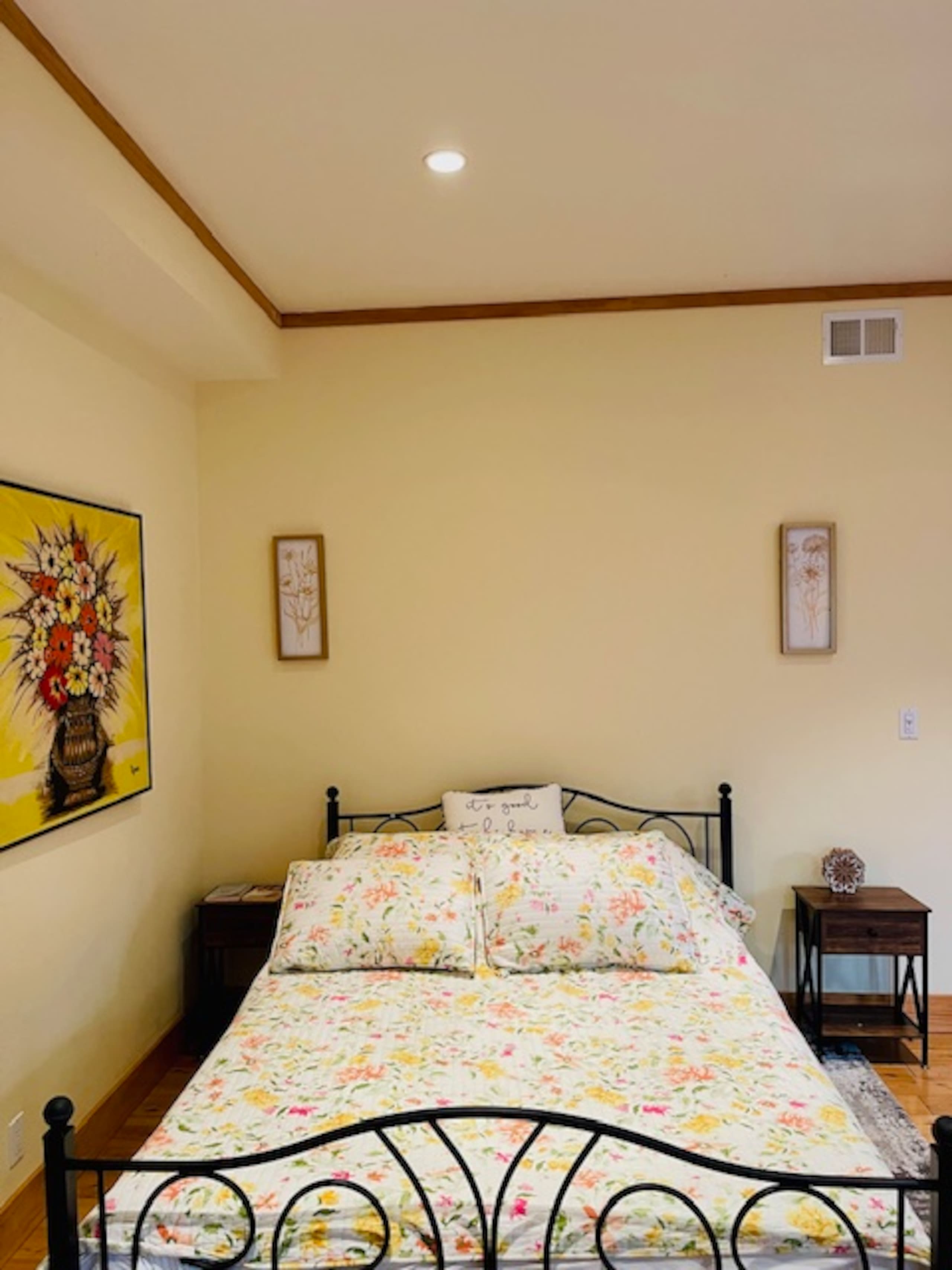 Place to stay in San Francisco · ★4.89 · 2 bedrooms · 4 beds · 1 bath - Image 7