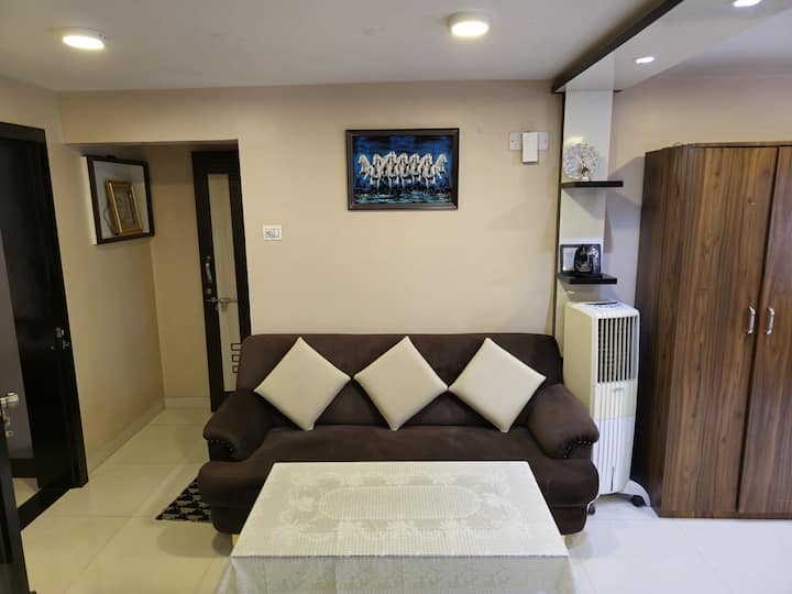 "Laxmi Homes" Cozy Studio Apartment In Camp Area! - Pune (India)