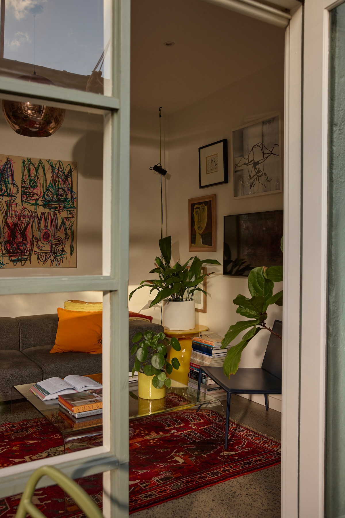 Popular Airbnb listing: George on George in Fitzroy