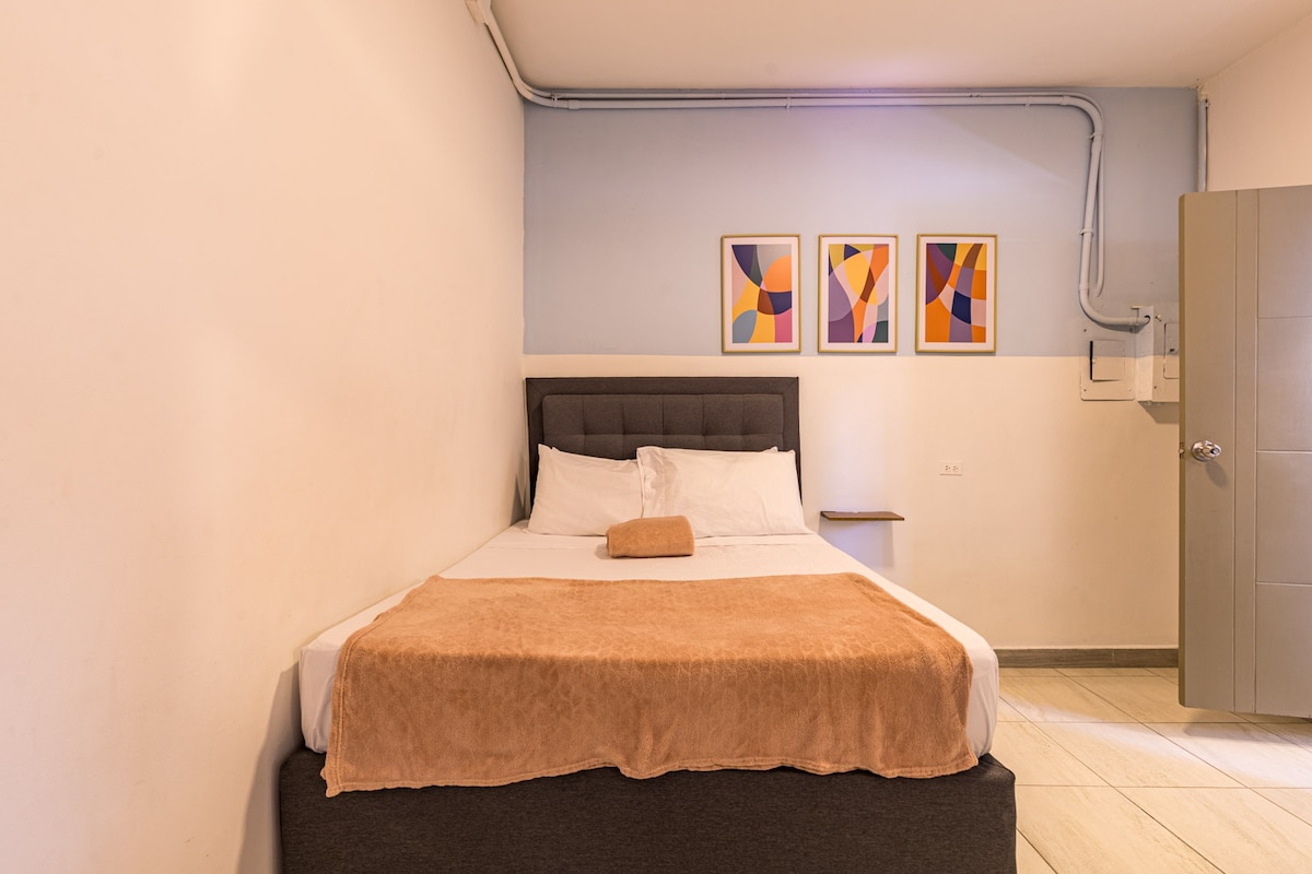 Bračni krevet (1,6x2)