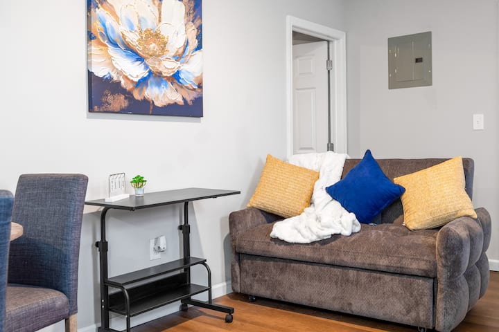 Parking, Laundry, Wi-fi,6 M-wynn Hosp/nexus Center - Utica, NY