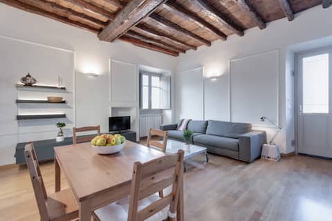 Amazing, bright, central two-room apartment