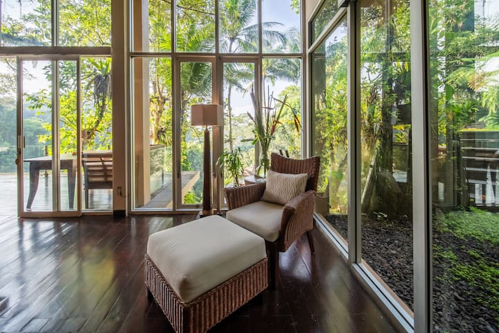 მისაღები ოთახი