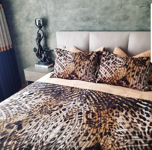 City center duplex w/terrace. Ac equipped gallery image 4