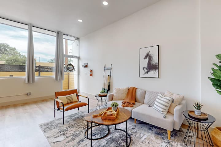 King Bed/nob Hill/condo - Albuquerque
