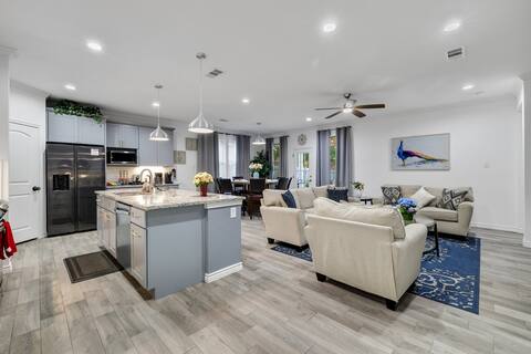 Spacious & Stylist | Mins to Six Flags & Stadiums