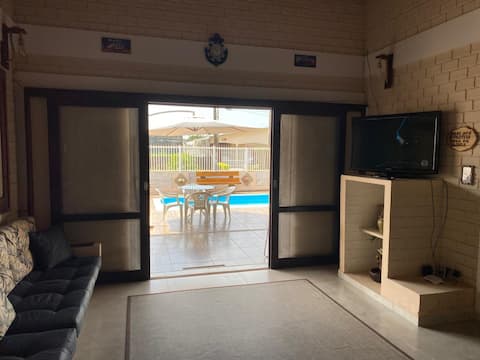 Top Airbnb: House in Matinhos with pool em Matinhos