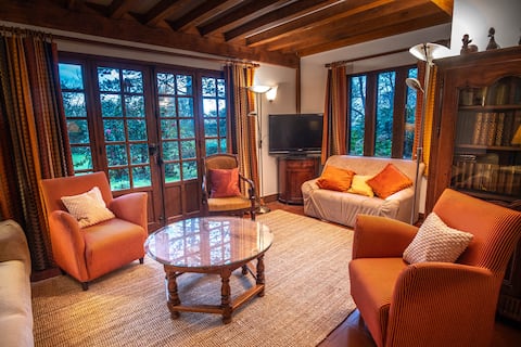 Top Airbnb: The Maison du Haut-Bois in Touques