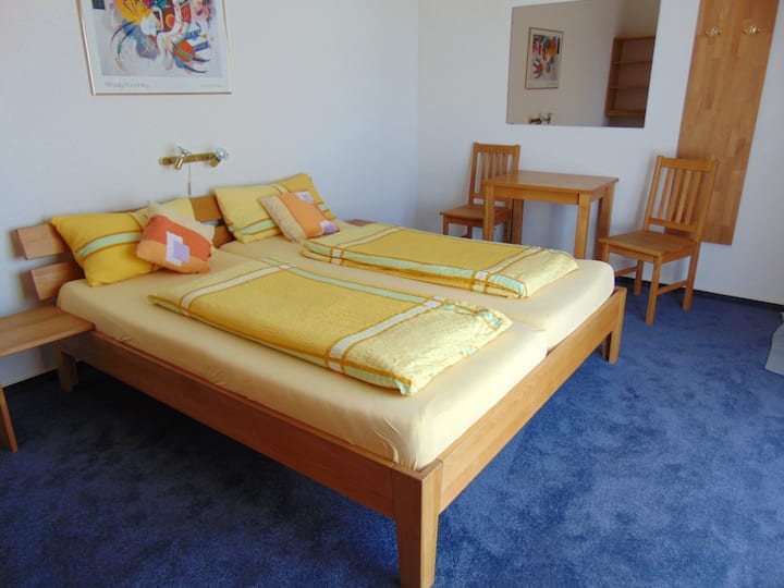 Schlafzimmer 13