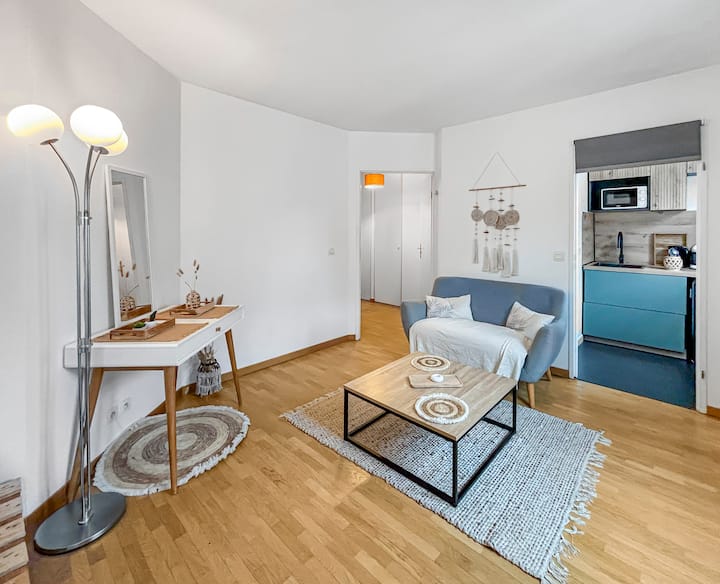 Studio Cosy Avec Smart Tv & Wi-fi - Le Plessis-Robinson